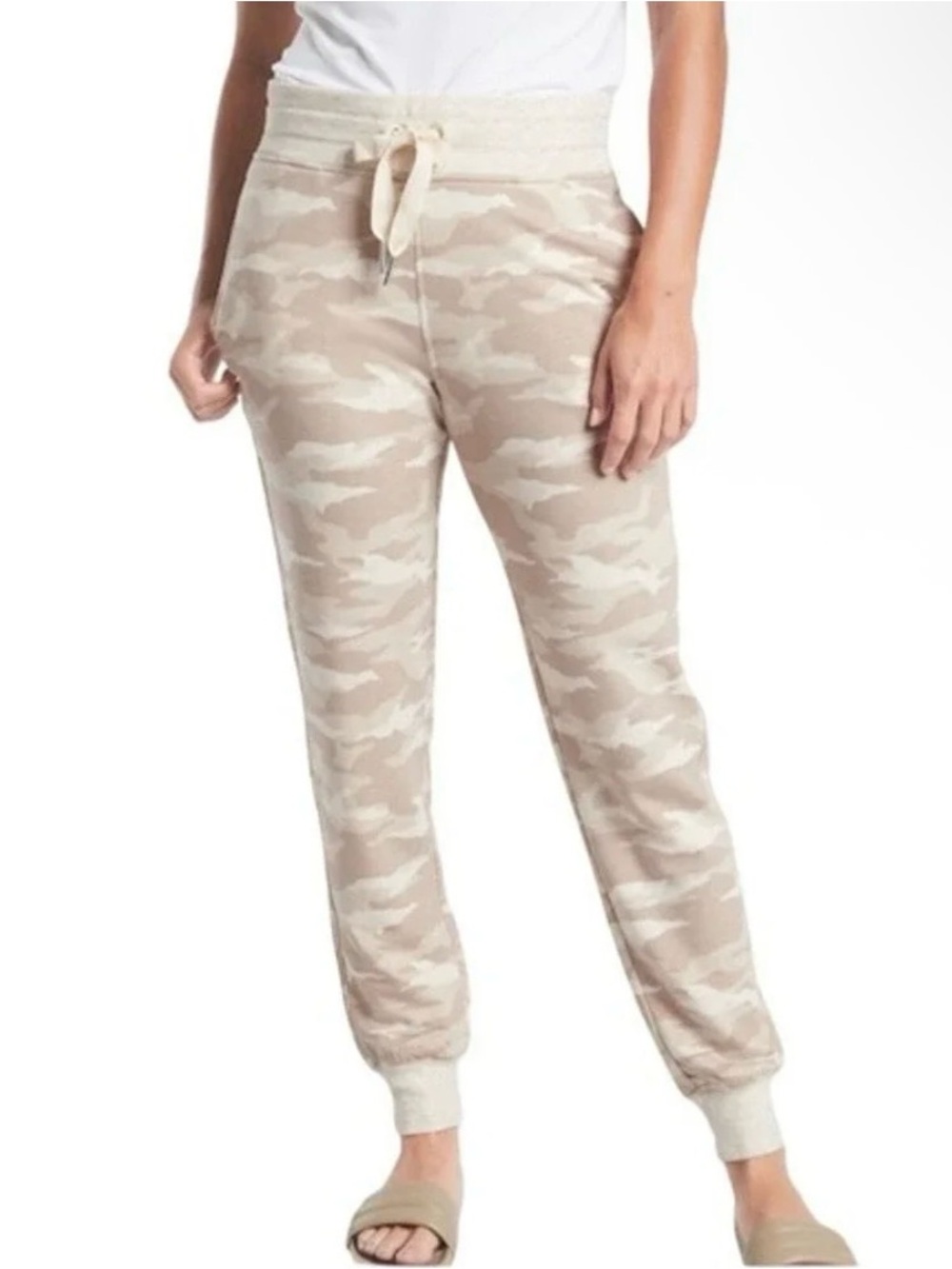 Athleta Balanced Printed Beige Camo Joggers NWT MP